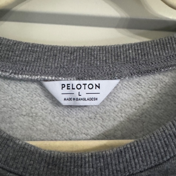 Peloton Holiday Crewneck "Ugly Holiday Sweatshirt" Unisex Size Large, NWT - Picture 5 of 6